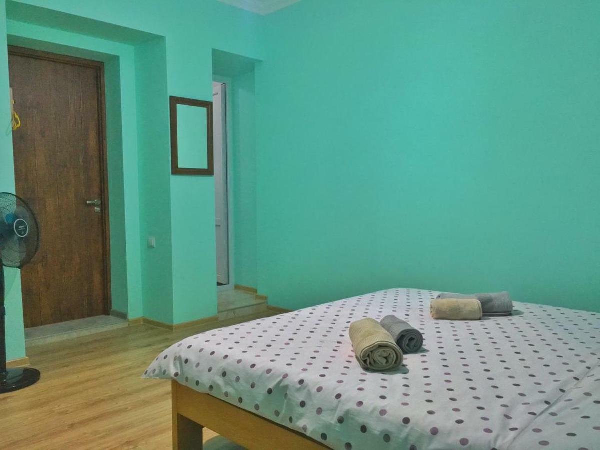 Vercxli 24 Tbilisi Luaran gambar